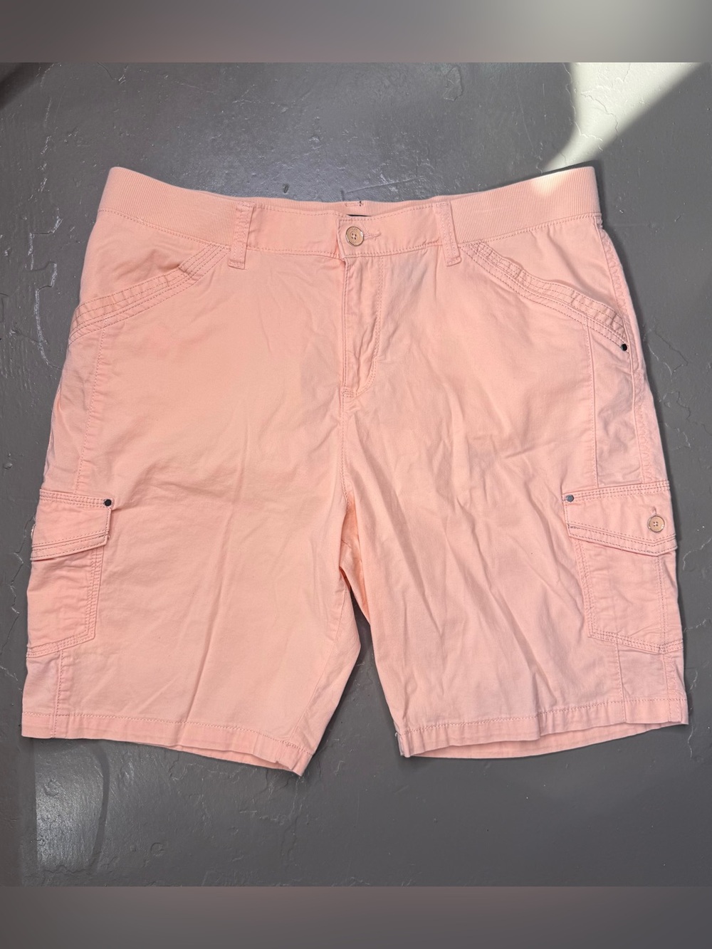 Lee Salmon Pink Cargo Bermuda Shorts - Women's 16 Medium - Utility Pockets
